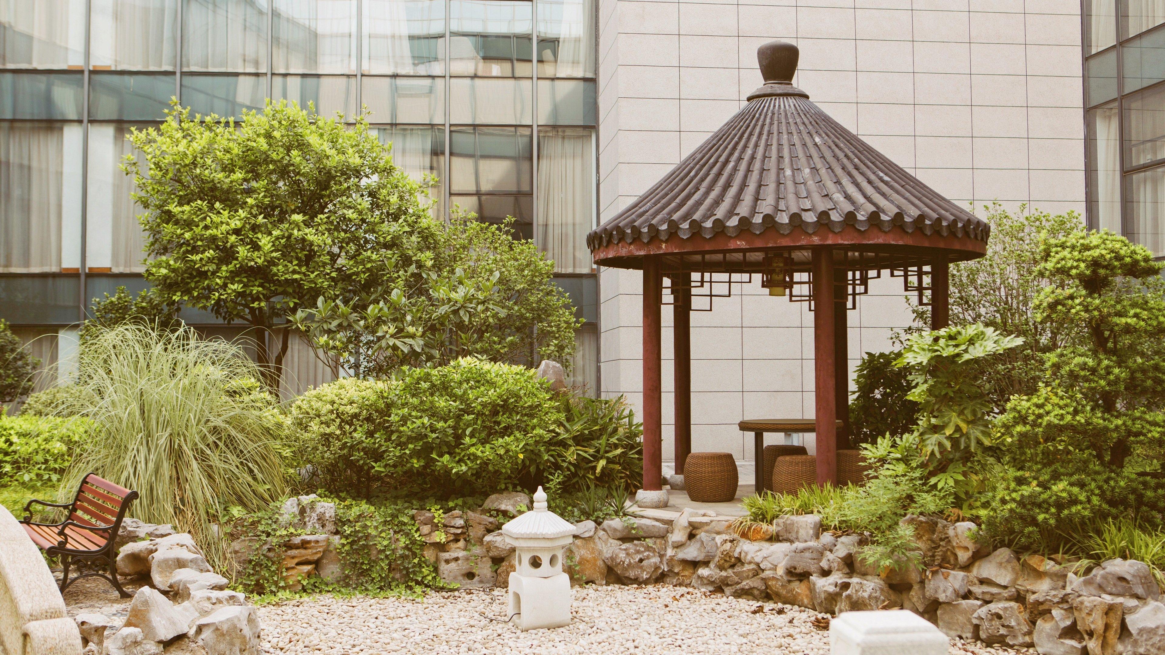 Holiday Inn Nanjing Xuanwu Lake By Ihg Exterior photo